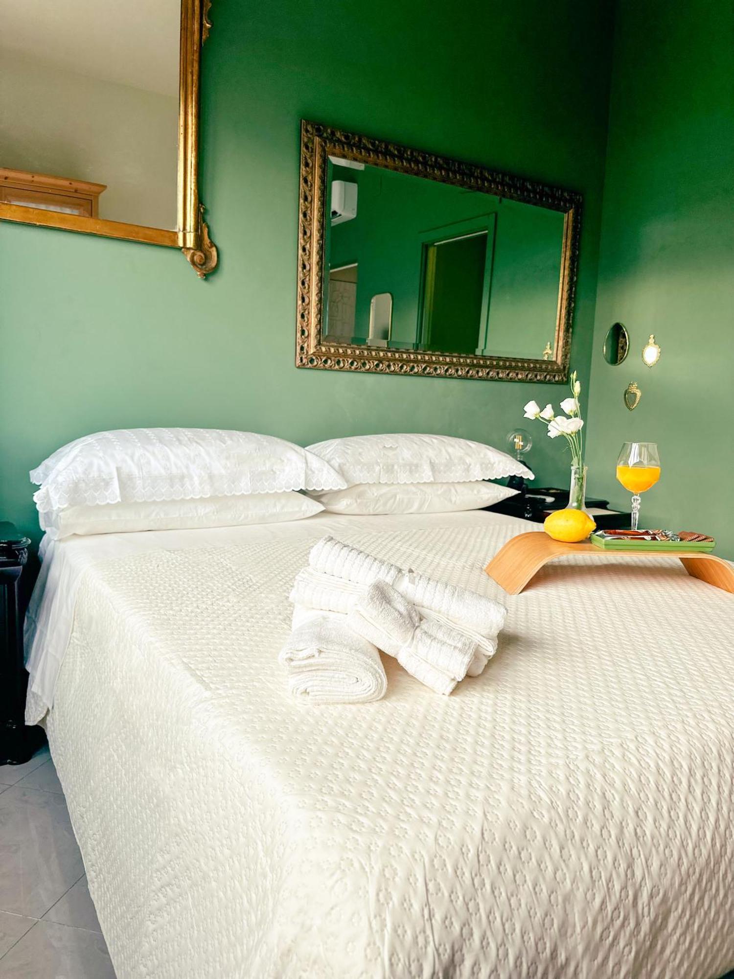 B&B Restanza ซาแลร์โน ภายนอก รูปภาพ